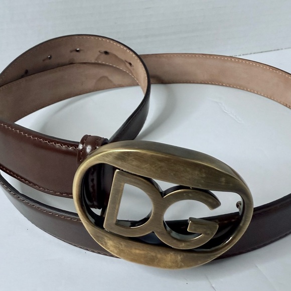 Dolce and Gabbana cognac belt with antique gold buckle with the DG initials - Picture 7 of 10